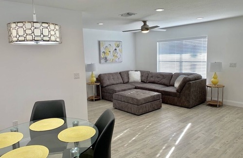 South Bradenton House | "Bradenton Retreat " Near Beaches and IMG Academy