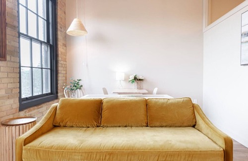 Stratford Apartment | Bradshaw Lofts: The Foundry