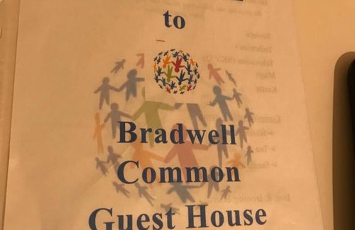 Milton Keynes House | Bradwell Common Guesthouse