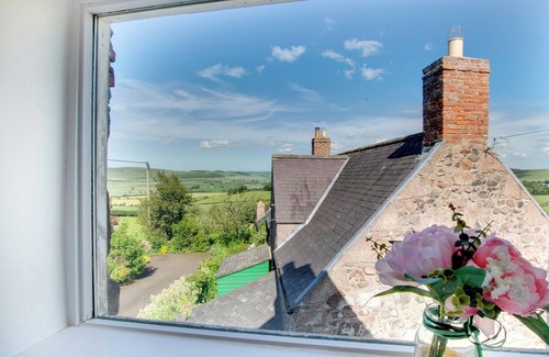 Wooler Cottage | BRAESIDE, pet friendly, with open fire in Wooler