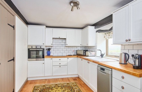 Bakewell Cottage | BRAMBLE, pet friendly, character holiday cottage in Bakewell