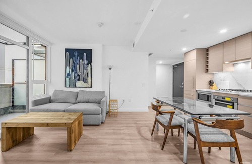 New Westminster Apartment | Brand New 1B+1B Condo/New West
