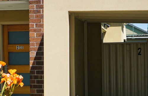 Deer Park House | Brand new 2 BD UNIT IN DEER PARK VIC CLOSE TO DEER PARK TRAIN STATION- FWY- CITY