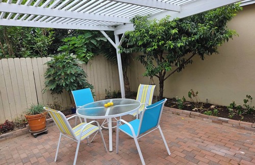 Harbor Apartment | Brand new ADU back house with private patio perfect for traveling nurses