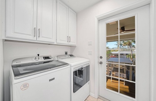 Sanibel House | Brand New - Eastlake Escape - Pickleball and Beach