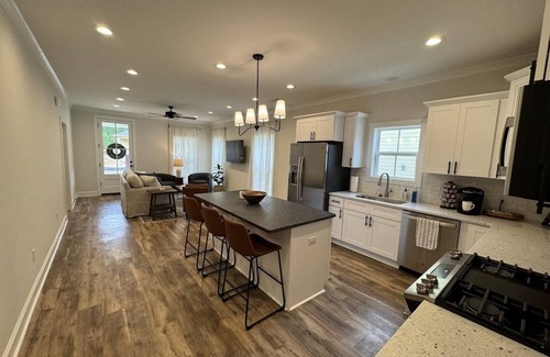 Starkville House | Brand New Gameday Getaway! Less than 3 miles from Campus.