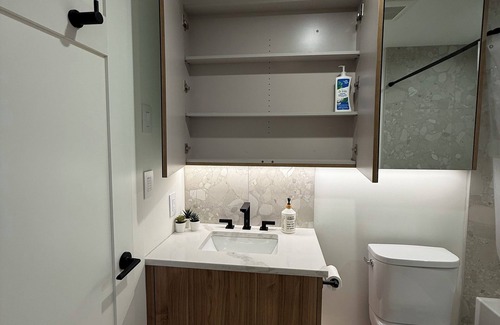 Kerrisdale Apartment | Brand new garden suite 1 bed & 1 bath