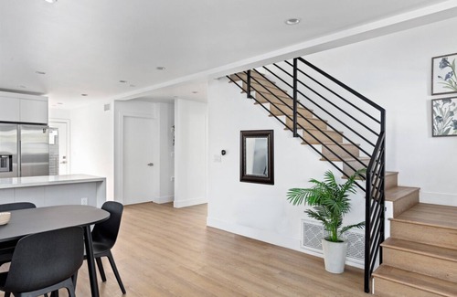 Los Angeles House | Brand new house next to Downtown Los Angeles