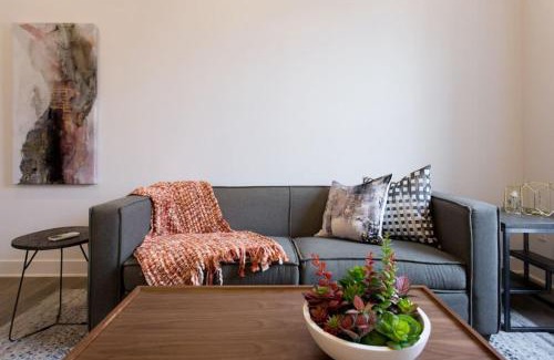 Mile End Apartment | Brand New Light filled Mile End Flat by Denstays
