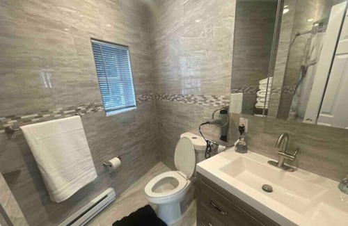 Harveys Lake Apartment | Brand New Modern stay in Harvy Lake PA