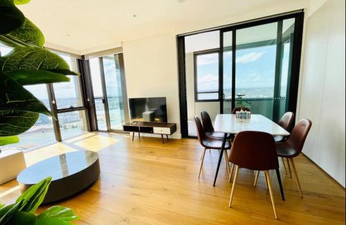 Rhodes Apartment | Brand New Waterview family residence 3 bedrooms
