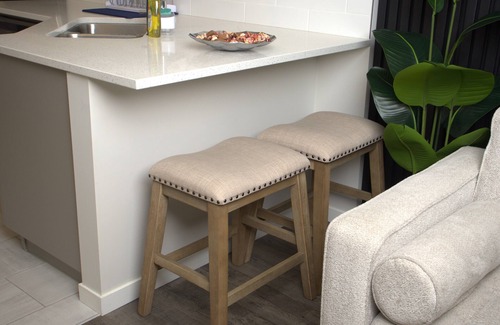 Arbour Lake House | Brandnew cozy 2 bedroom suite NW Calgary