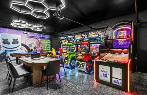 Rancho Santana House | Breakfast Club 100K Game Room