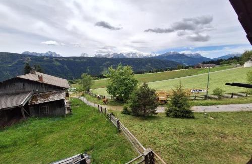 Dosoledo Apartment | Breakfast with mountains view