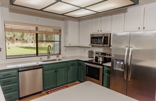 Plumas Eureka Estates House | Breath in Fresh Mt Spring Air from a Private Deck w/a River & Golf Course View
