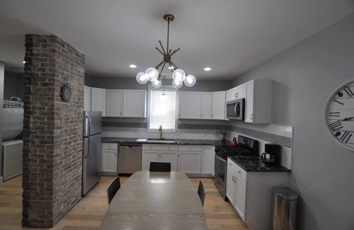Columbus House | Breath of Fresh Air House- 3 BR 2BA