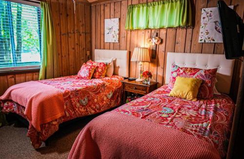 Pine Mountain Ski Chalet | Breath-taking cabin- Chalet #4