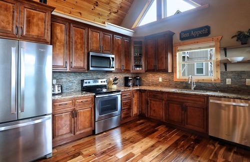 Chalet Village North Cabin | BREATHTAKING Cabin! 4 Decks! UNREAL Views! Game Room! Covered Decks! 5 Fireplace