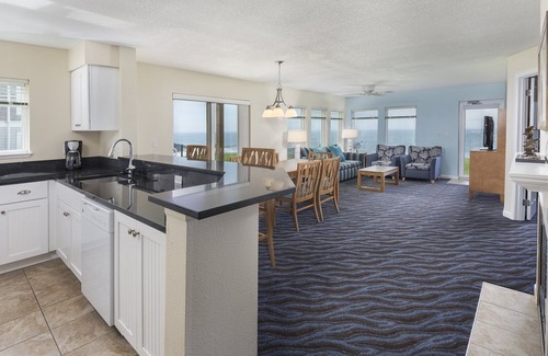 Depoe Bay Resort | Breathtaking in all directions!