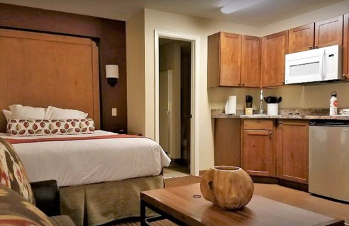 Estes Park Resort | Breathtaking in all directions!
