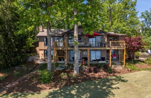 Chapin House | Breathtaking LakeMurray 4bed home w/Stunning View!