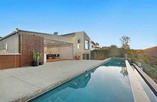 Malibu House | Breathtaking Mountain & Ocean Views w Modern Design - Malibu/Pacific Palisades