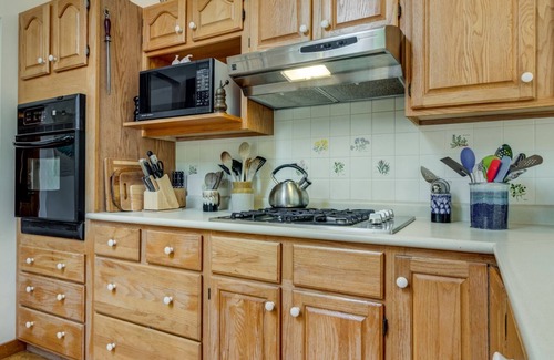 Five Islands House | Breathtaking Oceanfront Views, Private Dock & Osprey Nest at Merwick Cottage