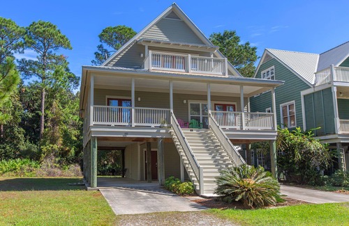 Grayton Beach House | Breeze Easy - Gulf View, Short Walk to Beach + Red Bar, Grayton Beach, 30-A!