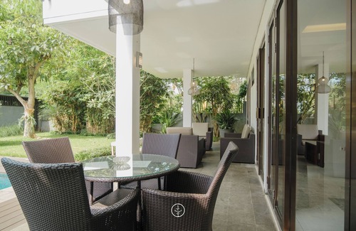 Bandung Villa | BreezeBlows City View 5BR with Pool + Familly Room