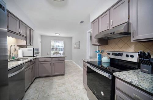 Del Rio House | ~Breezy Blue Bliss Sleeps 13 Cool Pool~