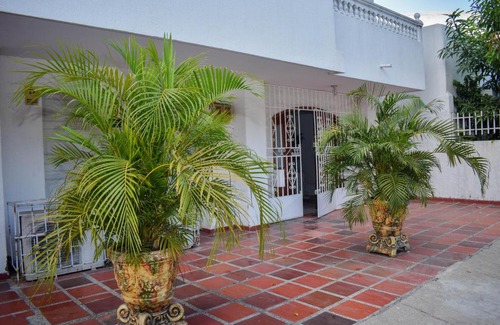 Manga House | BRENDAS HOUSE