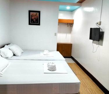 El Nido Bed & Breakfast | Brenmariel Tourist Inn