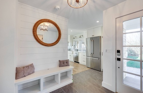 Brewster House | Brewster Beachfront Gem!
