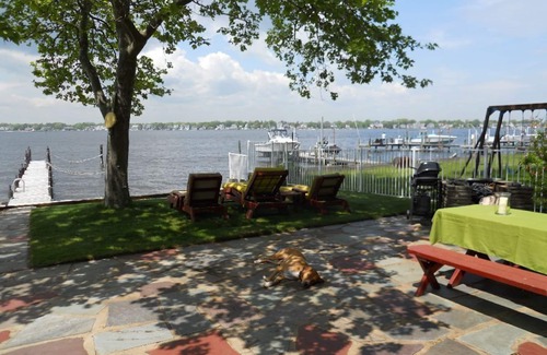 Osbornsville House | Brick Waterfront With Dock And Private Beach