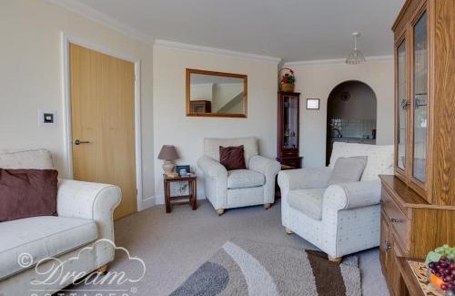 Weymouth House | Bridge Apartment