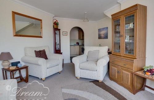 Weymouth House | Bridge Apartment