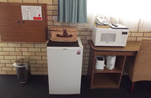 Newtown Hotel | Bridge Street Motor Inn