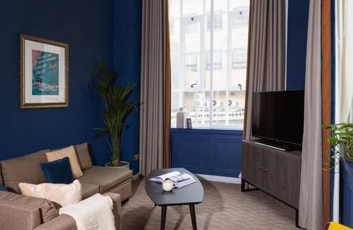 City Centre Glasgow Apartment | BRIGHT 1BR IN GLASGOW JUST NEXT TO GEORGE SQ