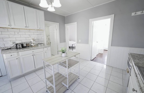 Pawtucket Apartment | Bright 2 BR Apt Great For Working Professionals