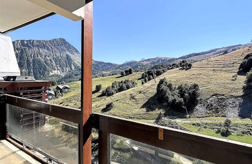Le Corbier Apartment | Bright 2-Room Apartment with Balcony & Ski-In/Ski-Out Access