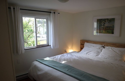 Downtown Eastside Apartment | Bright and cozy upper suite close to downtown