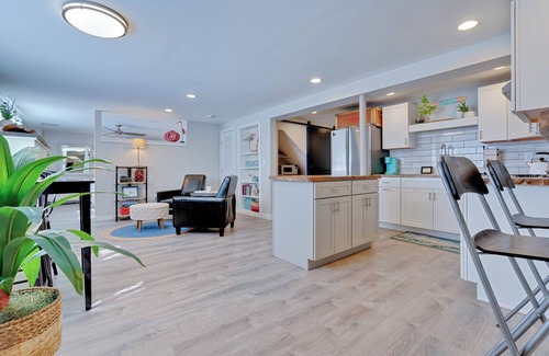 Kennebunkport Apartment | Bright and inviting Kennebunkport apartment, steps from downtown happenings Private backyard