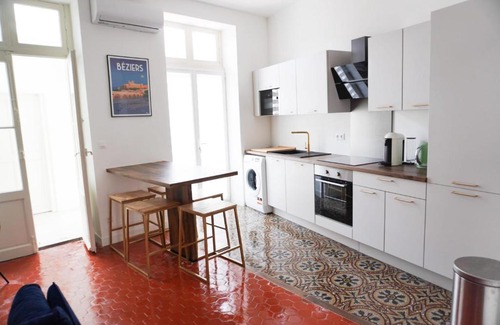 Beziers Apartment | Bright and modern 3-bedroom apartment, 90m2 with Air condition, in Beziers