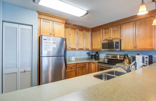 Isle of Palms Villa | Bright and spacious condo with beach & ocean views, pool, basketball & balcony