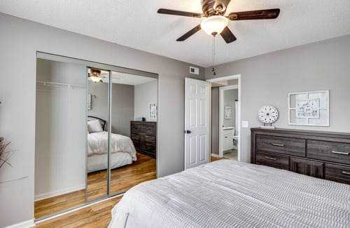 Florence Condo | Bright and Spacious Condo with Private Balcony in the Heart of Florence, SC