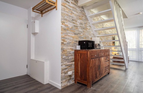 Zingst Apartment | Bright apartment with balcony, WiFi and beach location in the residence on the beach