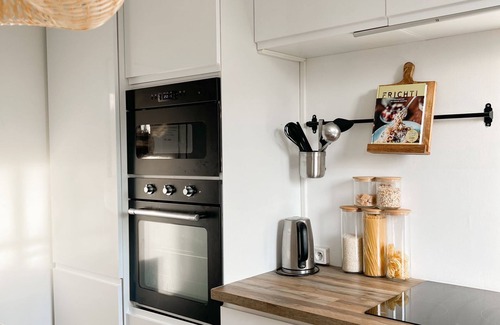 Choisy-le-Roi Apartment | Bright apartment near Paris - 15 min ORLY