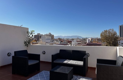 Capuchinos Apartment | Bright apartment with terrace, BBQ, parking and air conditioning in Málaga