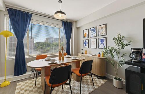 Radnor - Fort Myer Heights Apartment | Bright Arlington Apartment - Metro Access&Parking