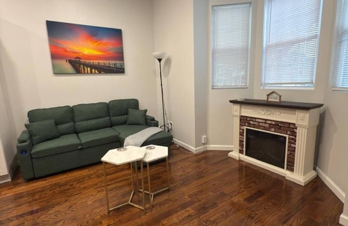 Union City Apartment | Bright & Comfortable Duplex· 3BR Retreat Near New York
